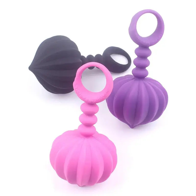 Huge Anal Ball Butt Plug Silicone Flexible Big Anal Beads Sex Toys Stopper Finger Loop Unisex Sex Toys for Women Anal Pleasure